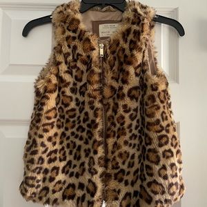 Girls leopard Zara vest